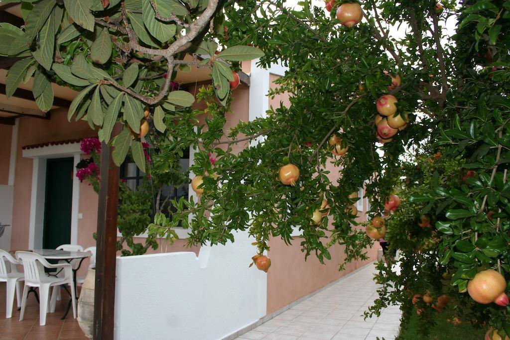 Androulakis Apartments Gerani  Exterior foto